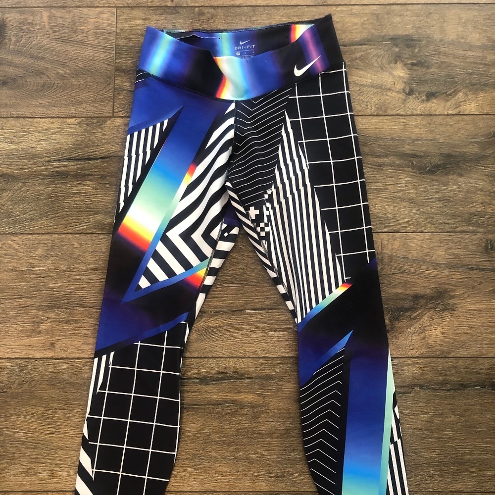 Nike workout leggings